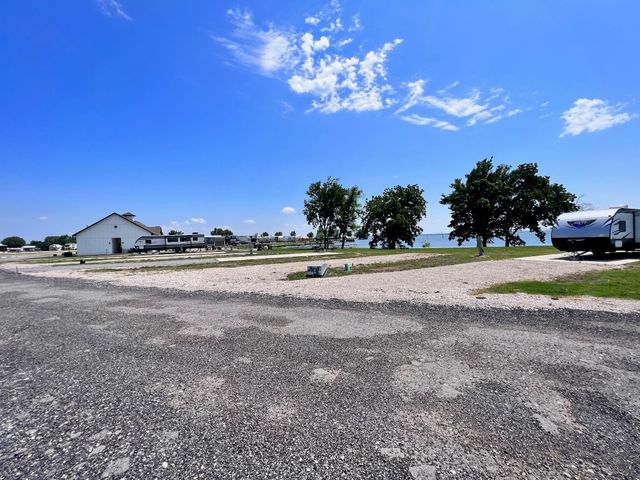 Lot 196 Peninsula Road, Kerens, TX 75144