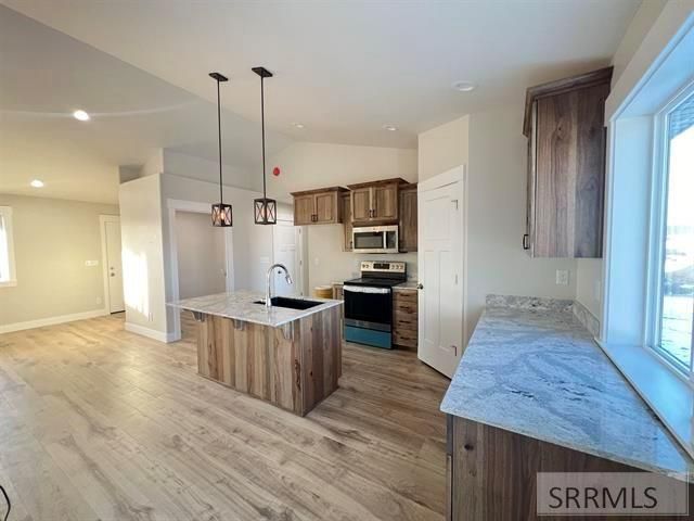 1160 Alpine Ave, Chubbuck, ID 83202
