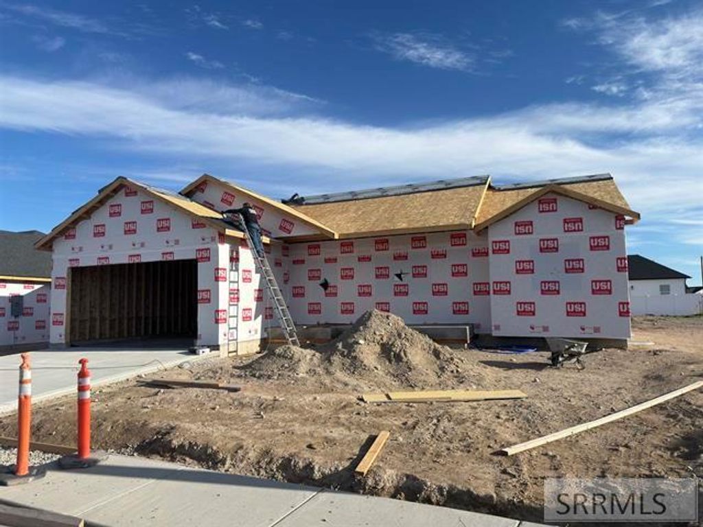 1160 Alpine Ave, Chubbuck, ID 83202