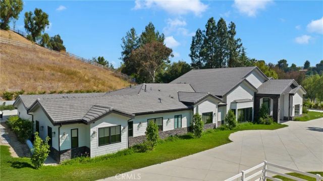 6006 Spring Valley, Hidden Hills, CA 91302