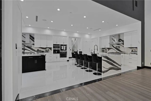 6006 Spring Valley, Hidden Hills, CA 91302
