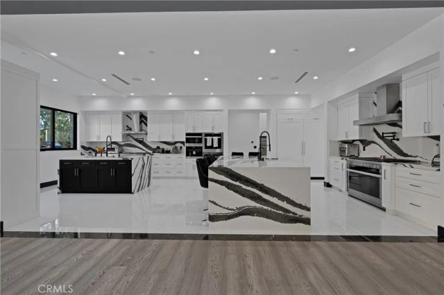 6006 Spring Valley, Hidden Hills, CA 91302