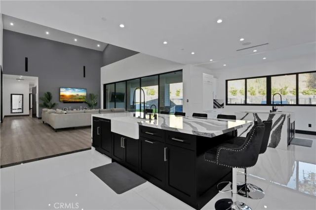 6006 Spring Valley, Hidden Hills, CA 91302