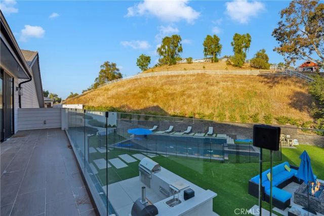 6006 Spring Valley, Hidden Hills, CA 91302