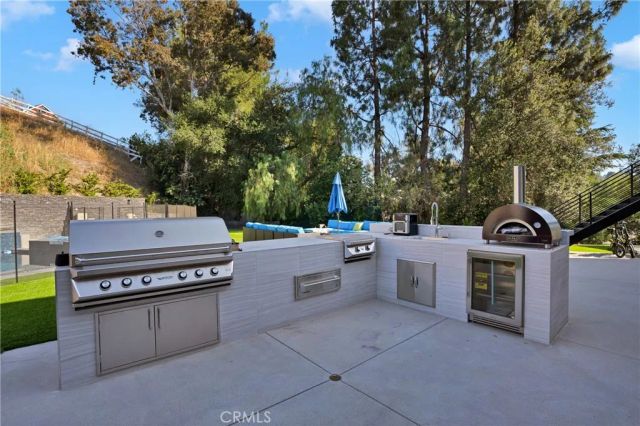 6006 Spring Valley, Hidden Hills, CA 91302