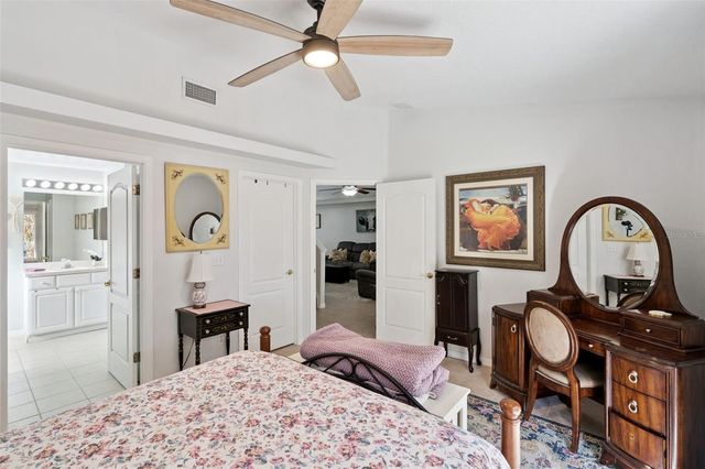 8856 COURTYARD LANE, Groveland, FL 34736