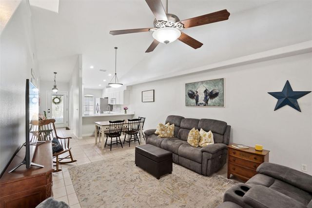 8856 COURTYARD LANE, Groveland, FL 34736