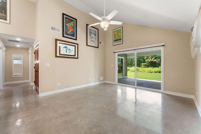 2645 W 1100 N, Chesterton, IN 46304