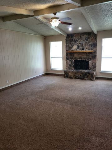 4200 Pyracantha Drive, Arlington, TX 76017