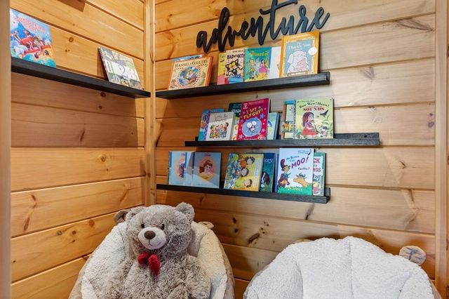 279 Rising Star Lane, Mineral Bluff, GA 30559