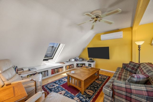 45 Almy Ave, Sandwich, MA 02563