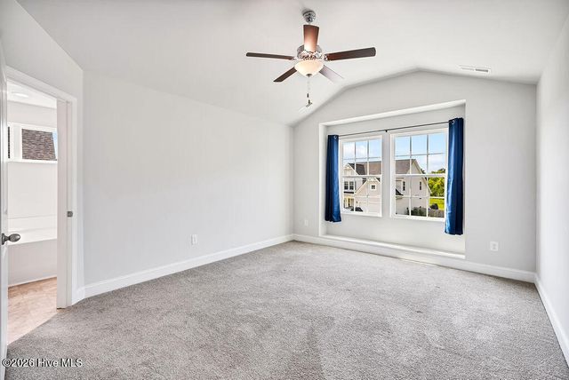 266 E Red Head Circle, Sneads Ferry, NC 28460