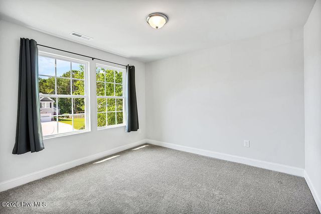266 E Red Head Circle, Sneads Ferry, NC 28460