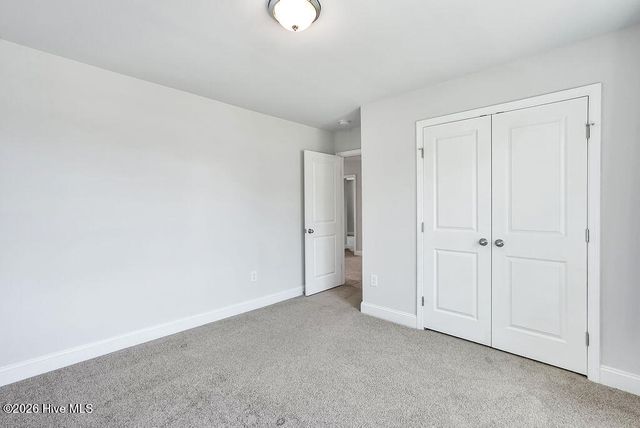 266 E Red Head Circle, Sneads Ferry, NC 28460