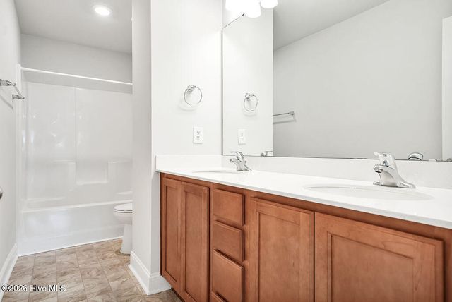266 E Red Head Circle, Sneads Ferry, NC 28460