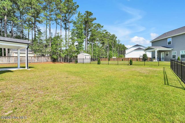 266 E Red Head Circle, Sneads Ferry, NC 28460