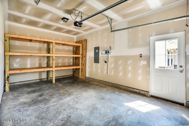 266 E Red Head Circle, Sneads Ferry, NC 28460