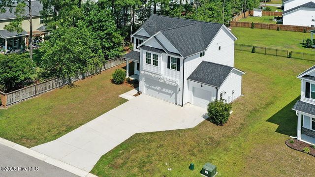 266 E Red Head Circle, Sneads Ferry, NC 28460