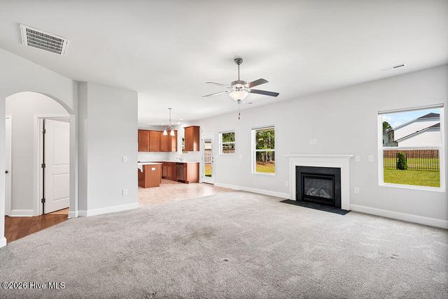 266 E Red Head Circle, Sneads Ferry, NC 28460