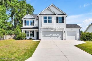 266 E Red Head Circle, Sneads Ferry, NC 28460