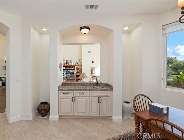 9830 Cleveland, Riverside, CA 92503