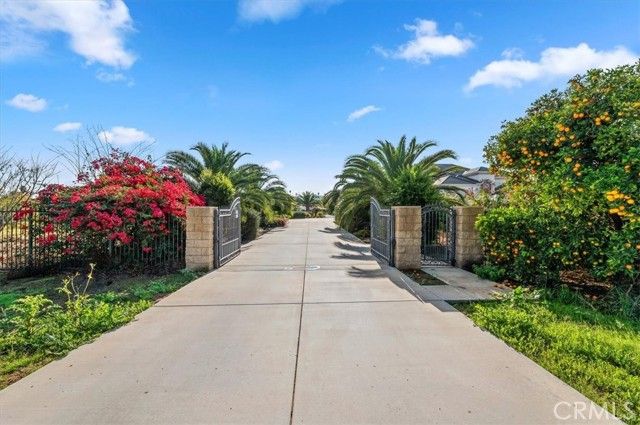 9830 Cleveland, Riverside, CA 92503