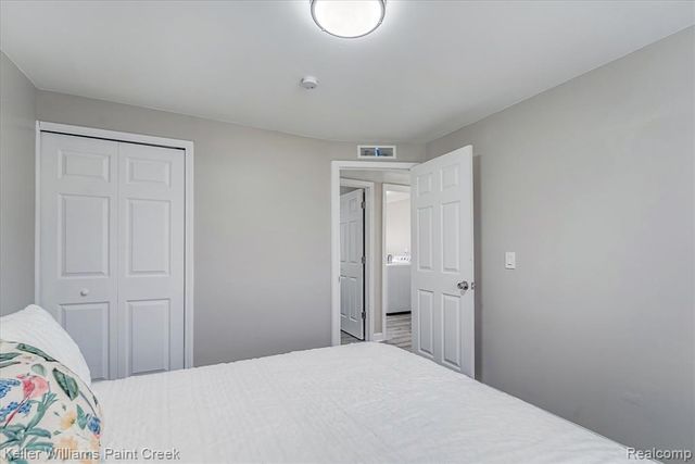 2148 Champagne Drive, Ann Arbor, MI 48108