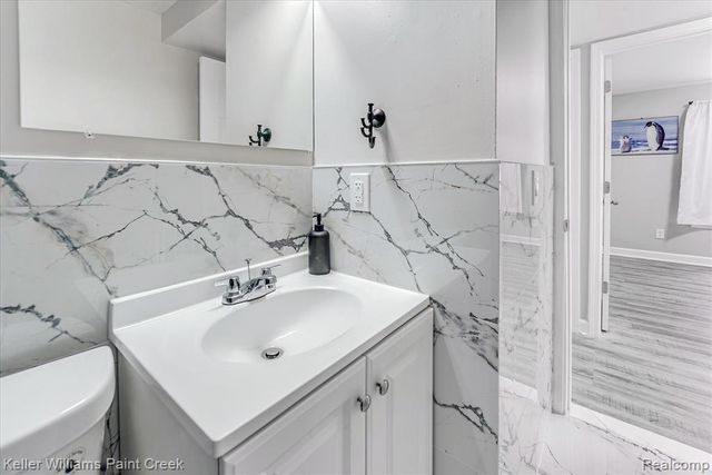 2148 Champagne Drive, Ann Arbor, MI 48108