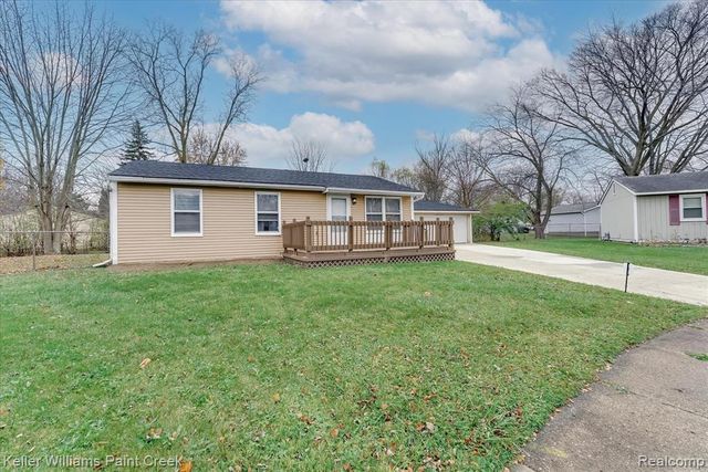 2148 Champagne Drive, Ann Arbor, MI 48108