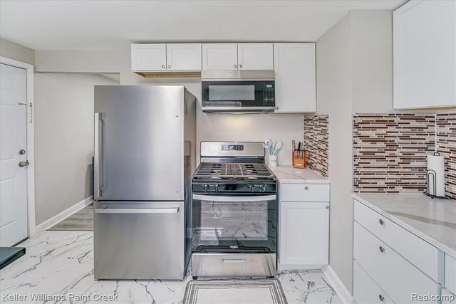 2148 Champagne Drive, Ann Arbor, MI 48108