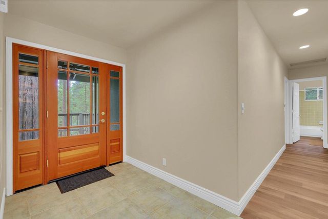 12593 Red Dog Rd, Nevada City, CA 95959