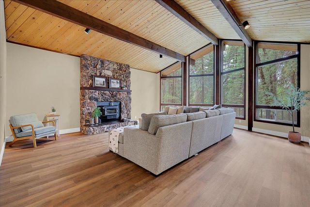 12593 Red Dog Rd, Nevada City, CA 95959