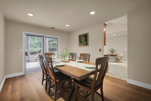12593 Red Dog Rd, Nevada City, CA 95959