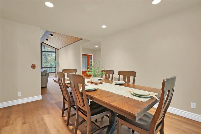 12593 Red Dog Rd, Nevada City, CA 95959