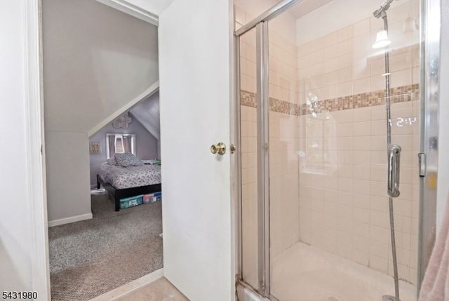 160 Ashland Ave, Bloomfield Twp., NJ 07003