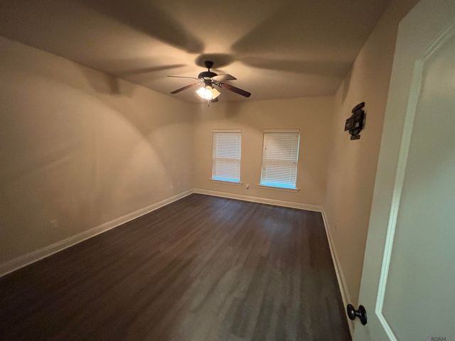25406 Lake Providence Dr, Denham Springs, LA 70726