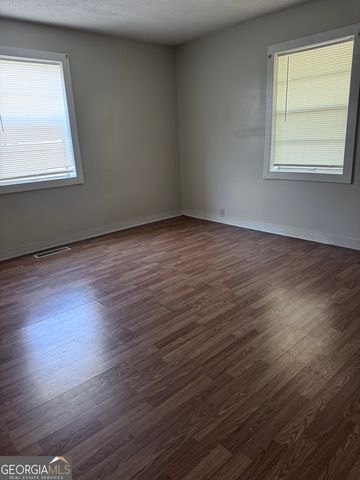 205 E Brumby Avenue, Reidsville, GA 30453