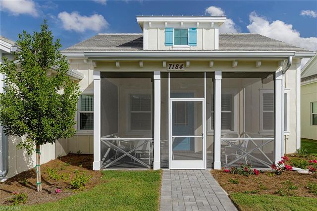 7184 Cayo Coco LN, Naples, FL 34113