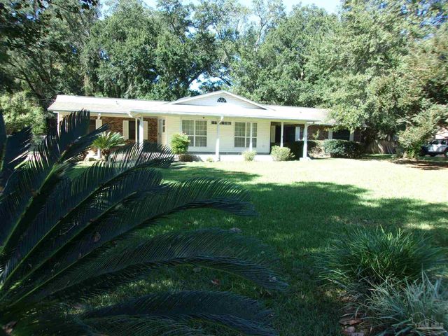 5055 Serry Ln, Pace, FL 32571