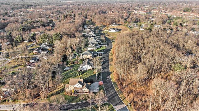 53328 Summer Breeze Drive, South Bend, IN 46637