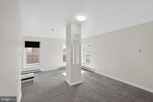 389 E HECTOR ST, Conshohocken, PA 19428