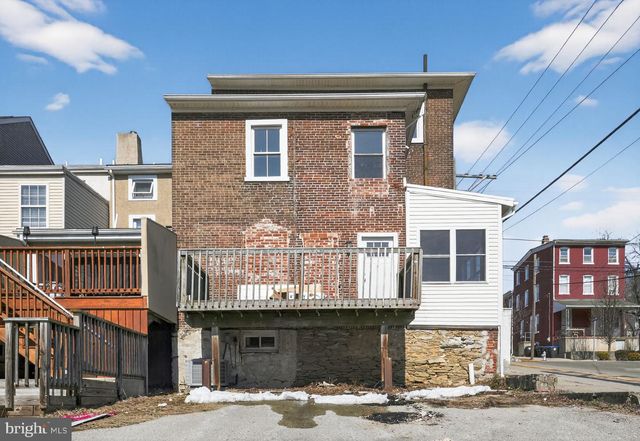 389 E HECTOR ST, Conshohocken, PA 19428