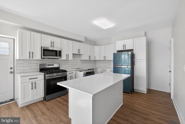 389 E HECTOR ST, Conshohocken, PA 19428