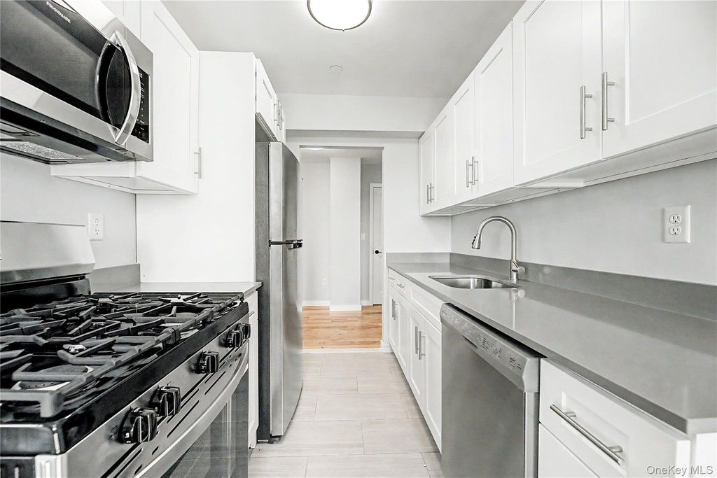 671 Bronx River Road 6k, Yonkers, NY 10704 — photo 2