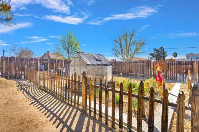 19149 San Jacinto Way, Apple Valley, CA 92308
