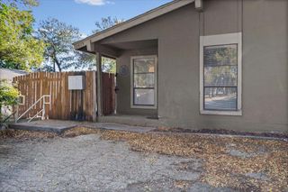 2809 Parker LN A, Austin, TX 78741