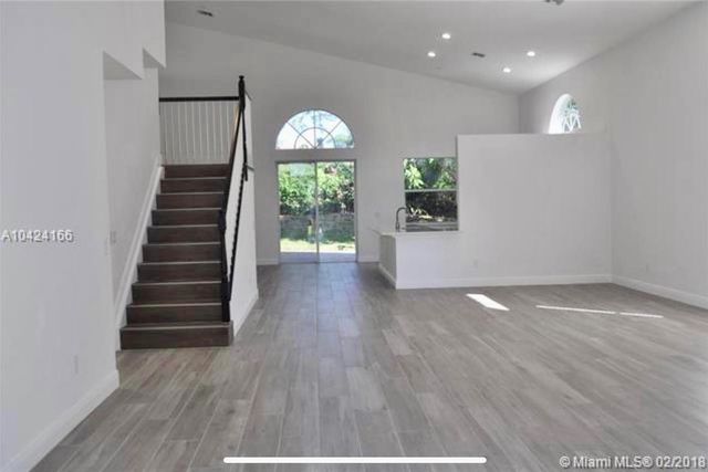5 Lake Eden Drive, Boynton Beach, FL 33435