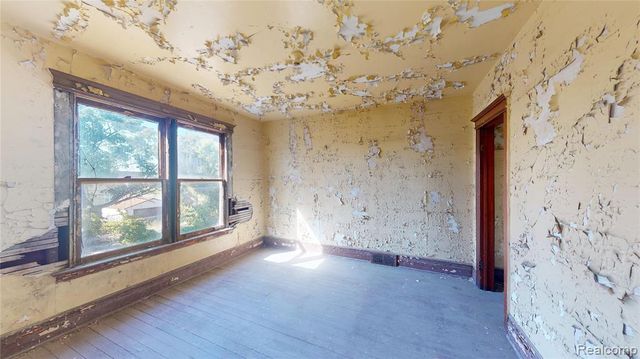 817 W Grand Boulevard, Detroit, MI 48216