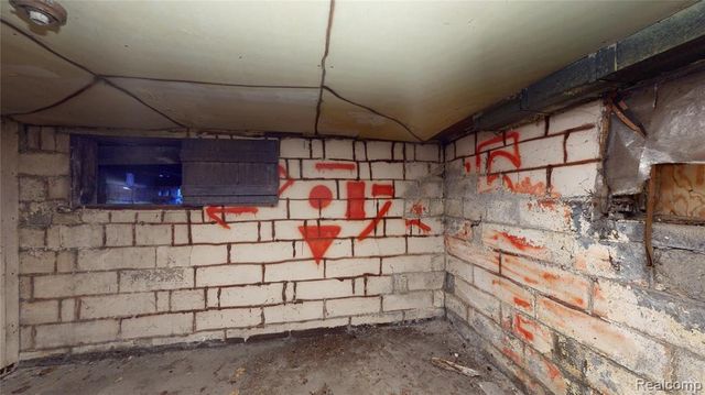 817 W Grand Boulevard, Detroit, MI 48216