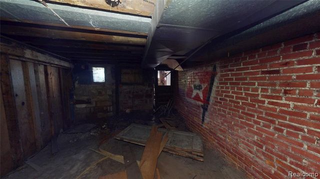 817 W Grand Boulevard, Detroit, MI 48216